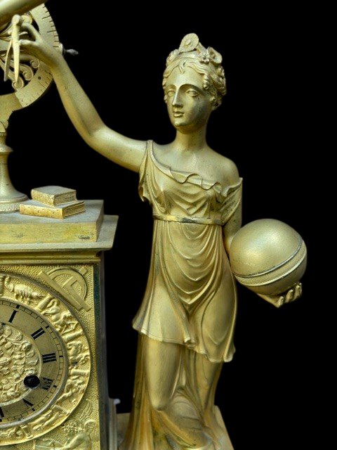 Gilded Bronze Clock (mechanism Needs Servicing) -photo-2