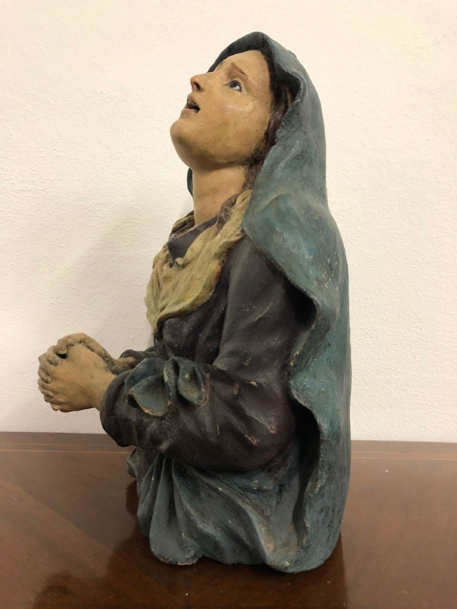 figure en terre cuite avec des yeux en verre , datée et signée -photo-3