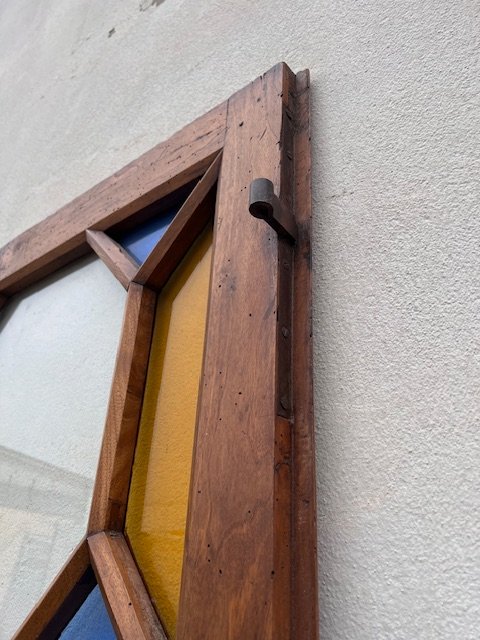 Porte en noyer avec panneau en losange et partie supérieure en vitrail-photo-4
