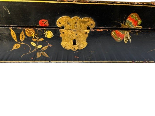 Lacquered And Painted Wooden Box With Chinese-style Motifs From The Piedmont Region-photo-1