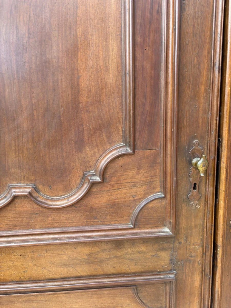 Lombard-style Walnut Door With A Contoured Frame-photo-2