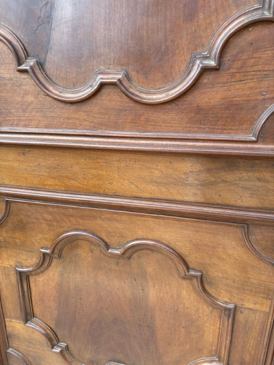Lombard-style Walnut Door With A Contoured Frame-photo-4
