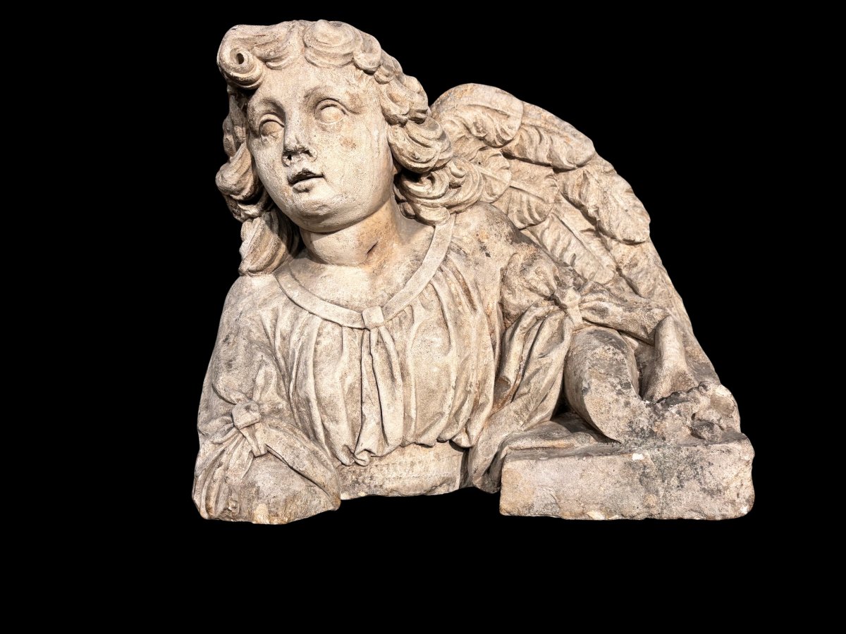 A Pair Of Stone Sculptures Depicting Angels-photo-2