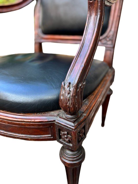 Paire de fauteuils génois en noyer-photo-4