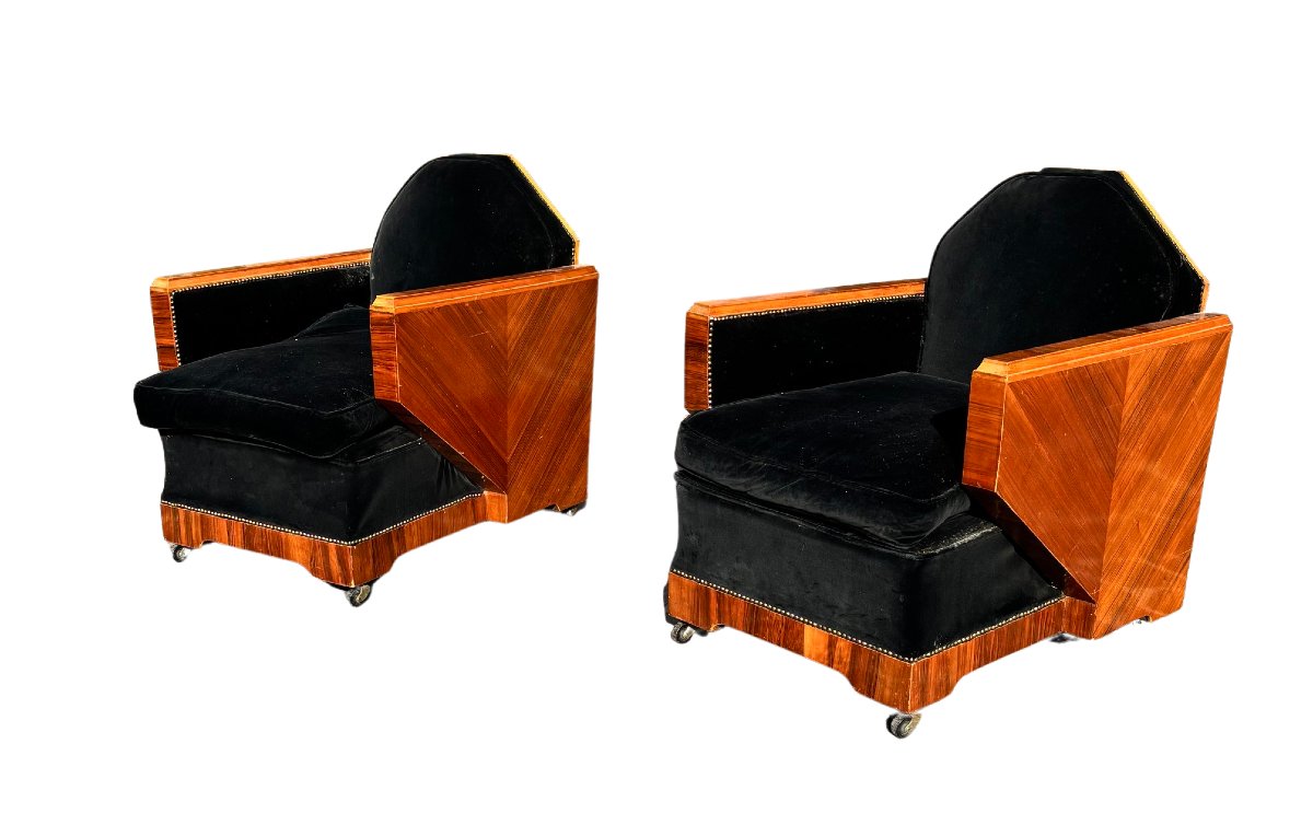 Paire de fauteuils rembourrés en noyer, Angleterre