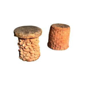 Deux sièges en terre cuite fabriqués en Toscane