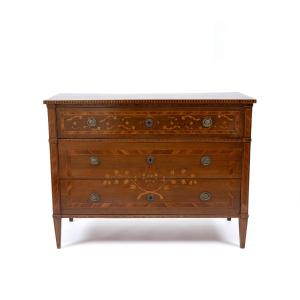 Commode en noyer avec incrustation d'érable 
