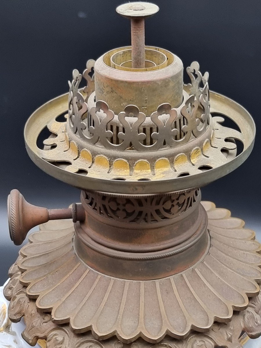 Paire De Lampes à Huile Raffinées, Montées Sur Des Vases En Porcelaine De Vieille Paris-photo-4