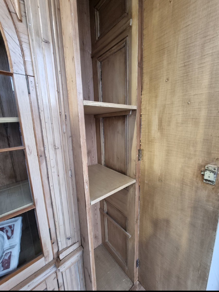 Bookcase Made From Antique Materials-photo-5