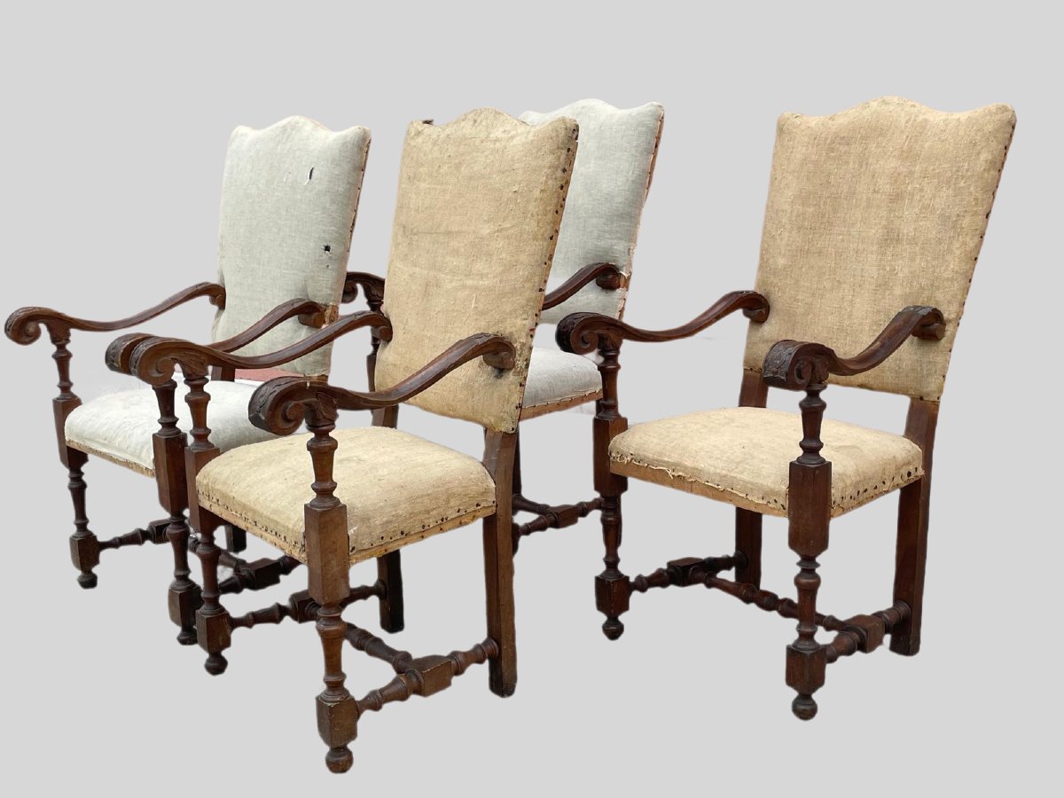 Rare Set Of Four Venetian Walnut Armchairs, Early 18th Century-photo-2