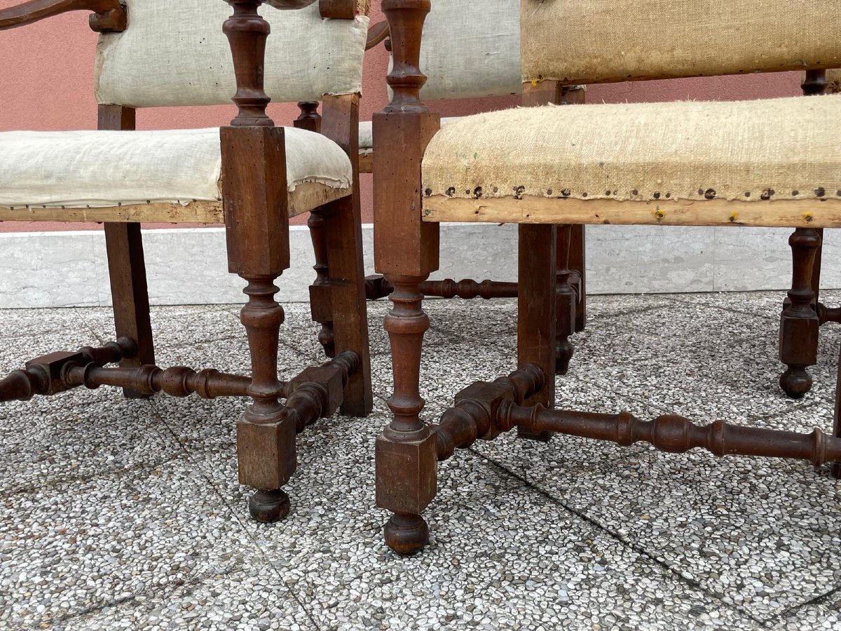 Rare Set Of Four Venetian Walnut Armchairs, Early 18th Century-photo-4