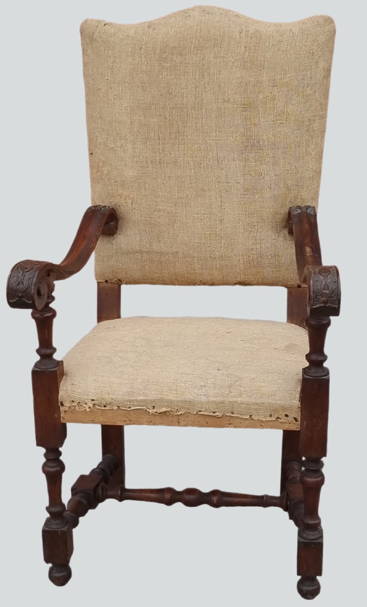 Rare Set Of Four Venetian Walnut Armchairs, Early 18th Century