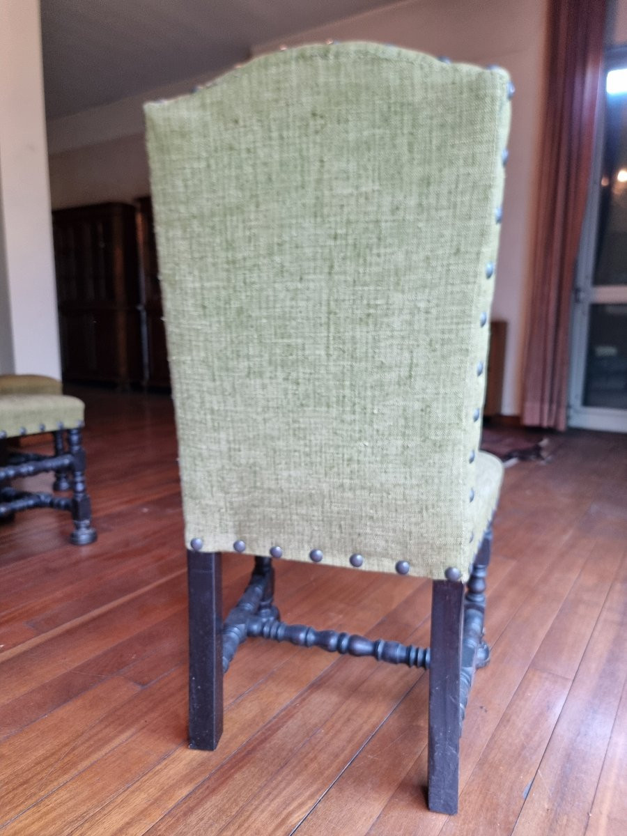 Jeu de six chaises à fuseaux en noyer – Fin XVIIᵉ / Début XVIIIᵉ siècle-photo-6
