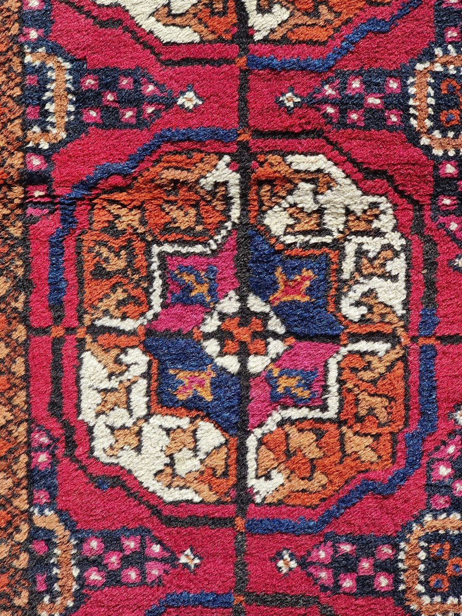 Tribal Persian Rug With Gul Motif – Hand-knotted Wool, Iran, Early 20th Century-photo-2