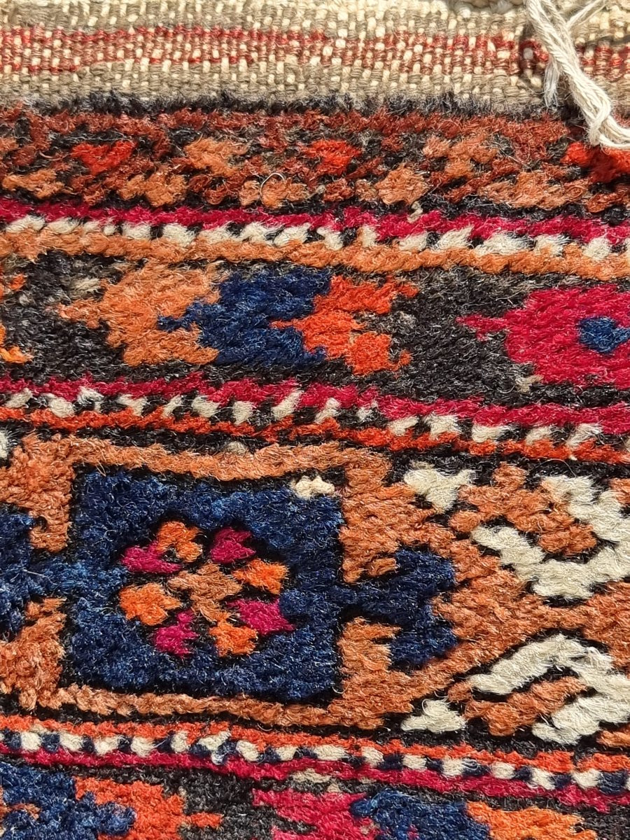 Tribal Persian Rug With Gul Motif – Hand-knotted Wool, Iran, Early 20th Century-photo-2