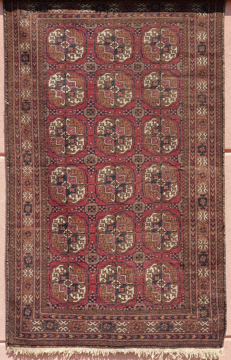 Tribal Persian Rug With Gul Motif – Hand-knotted Wool, Iran, Early 20th Century-photo-3
