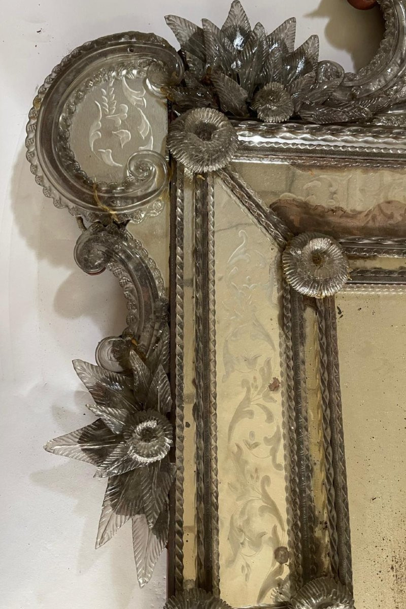 Venetian Mirror In Engraved Glass With Applied Flowers, Late 19th – Early 20th Century-photo-3