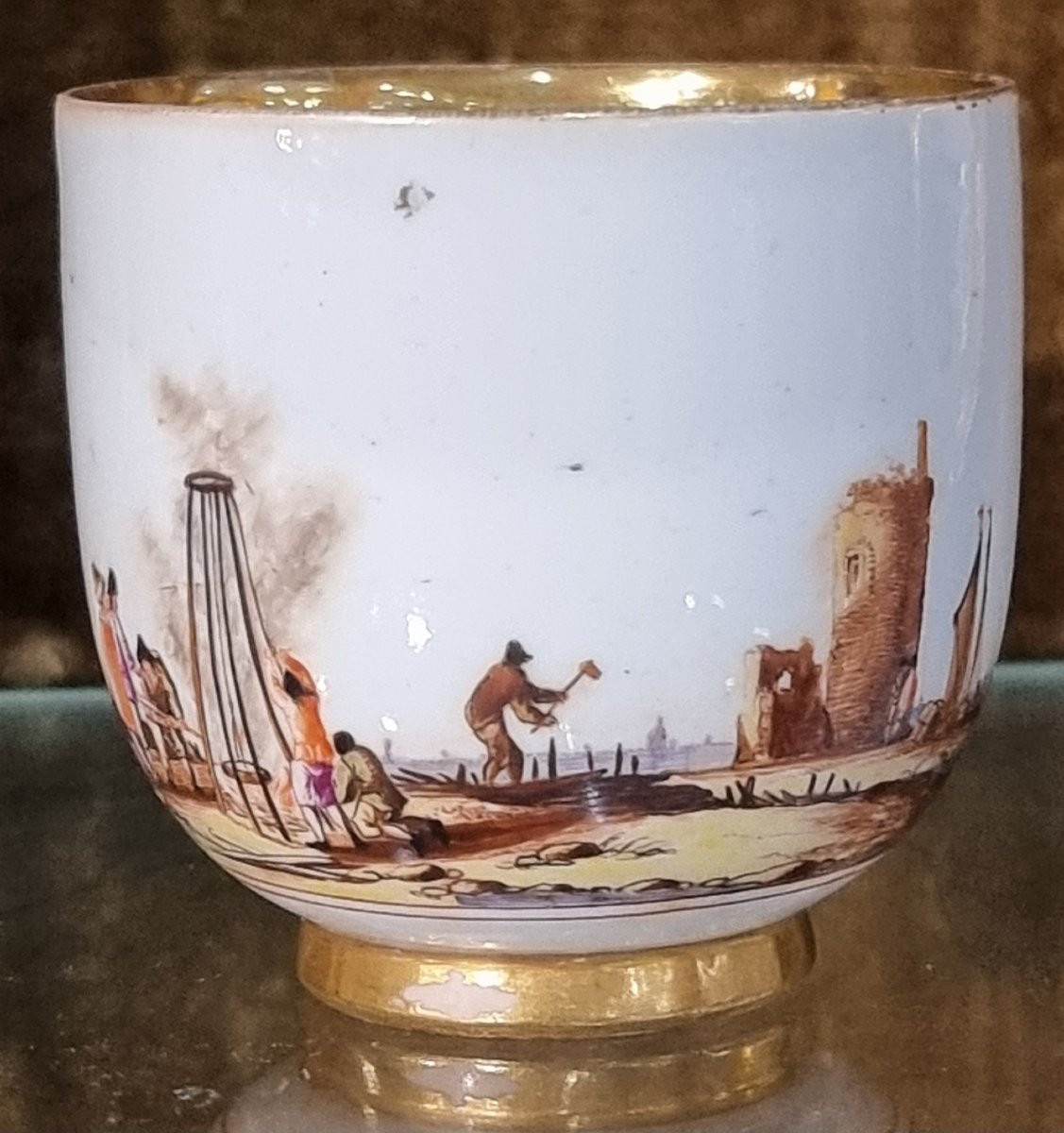 Tasse et soucoupe en porcelaine de Meissen, vers 1720–1730-photo-1