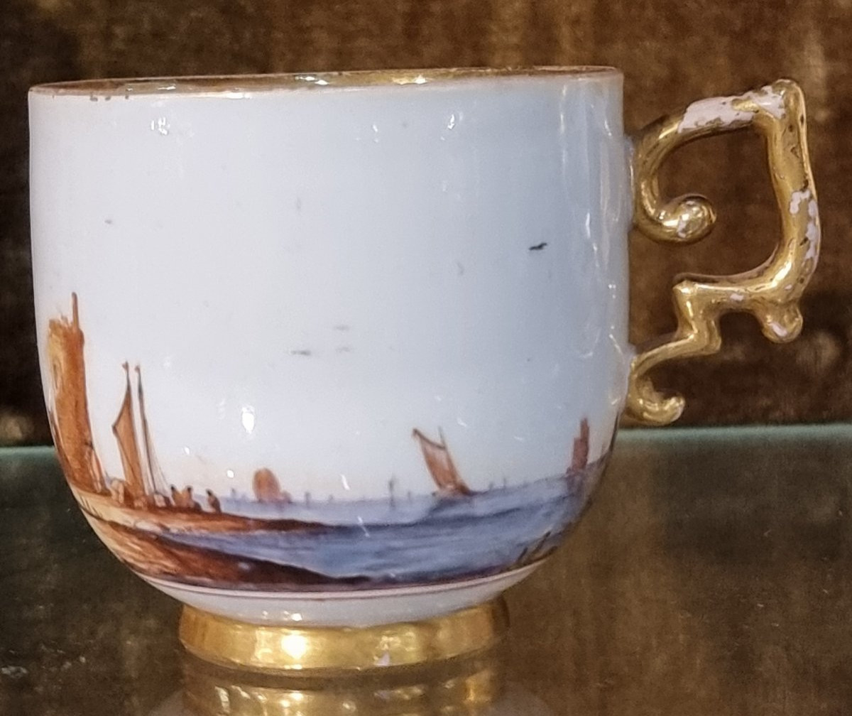 Tasse et soucoupe en porcelaine de Meissen, vers 1720–1730-photo-2