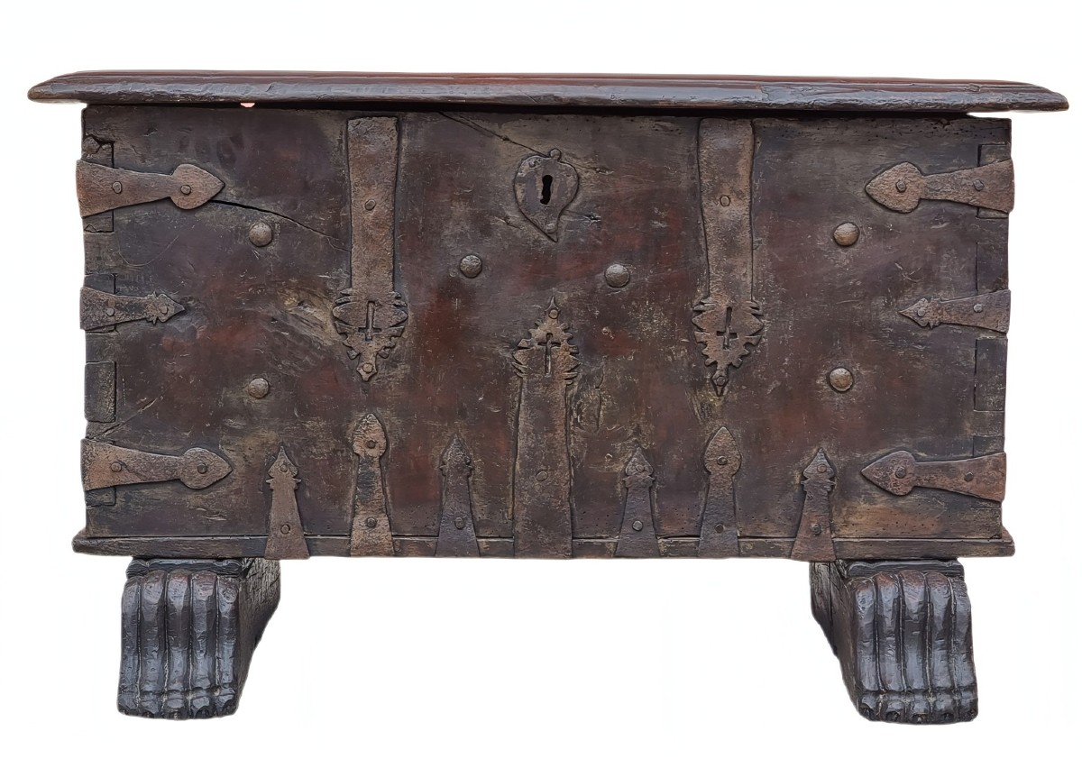 Walnut Chest With Iron Fittings Pierced With Crosses – Northern Italy, Late 16th – Early 17th C