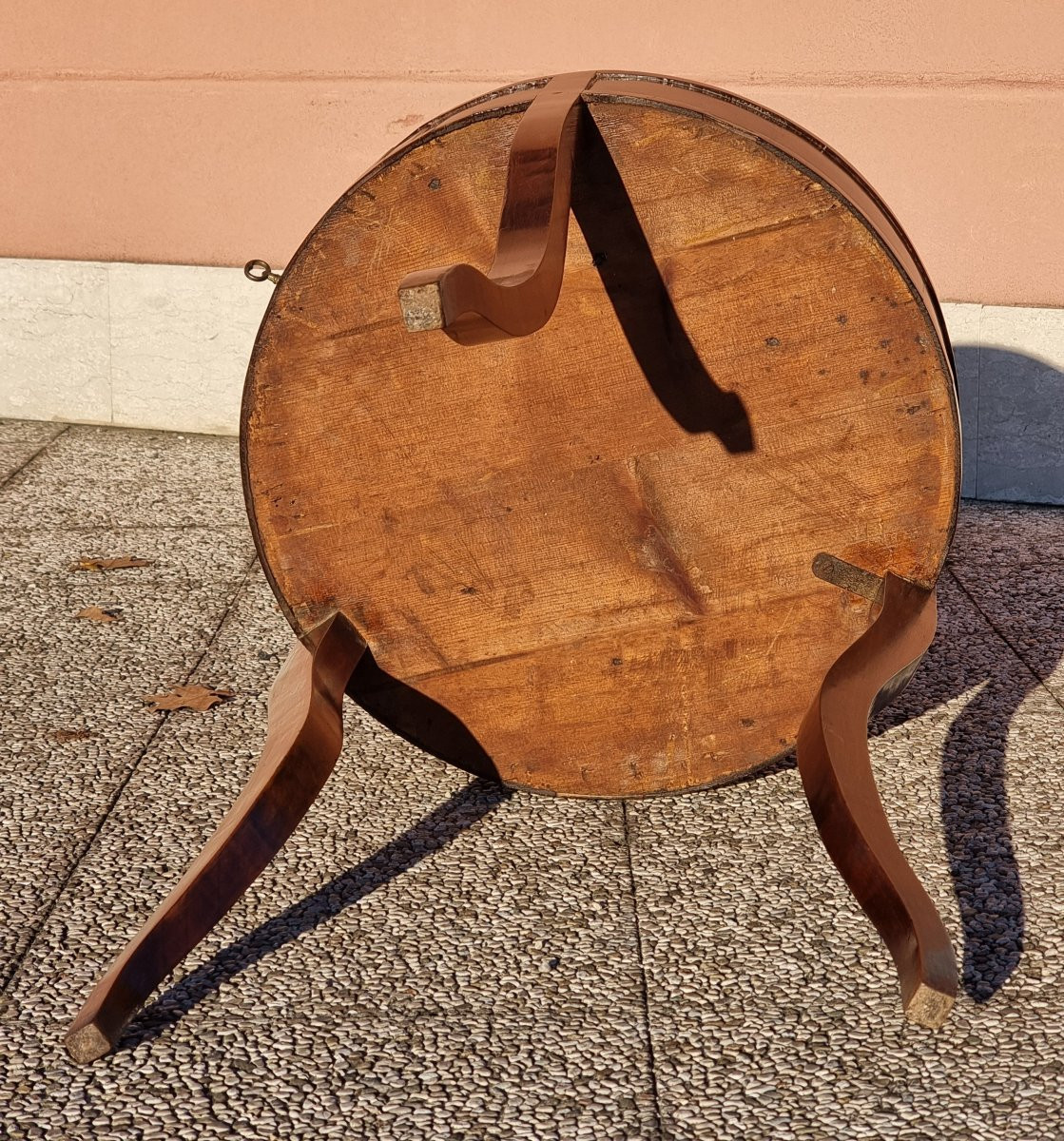 Venetian Walnut Tripod Table With Radial Inlaid Top – Early 19th Century-photo-3