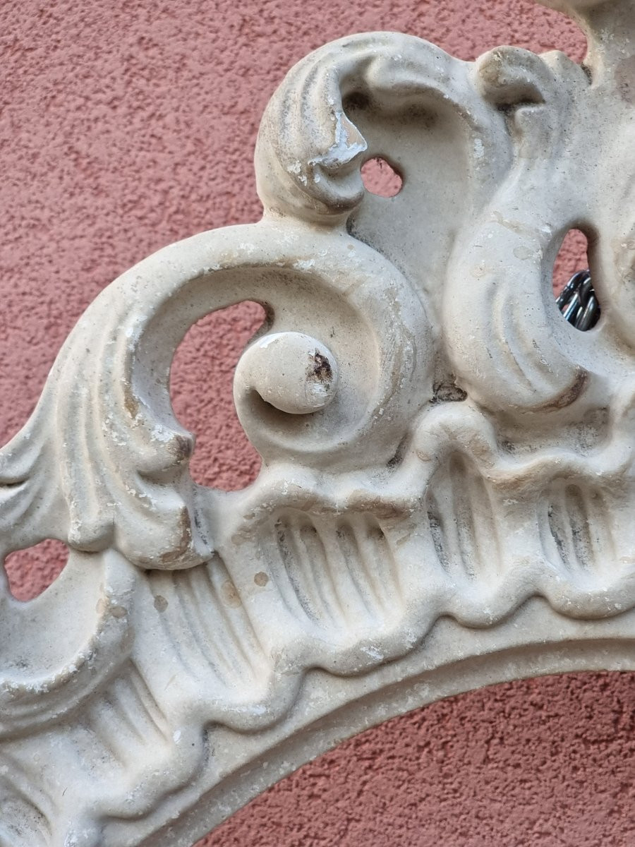 Pair Of Large Carved Wooden Oval Frames – 1980s Stock Pieces-photo-8