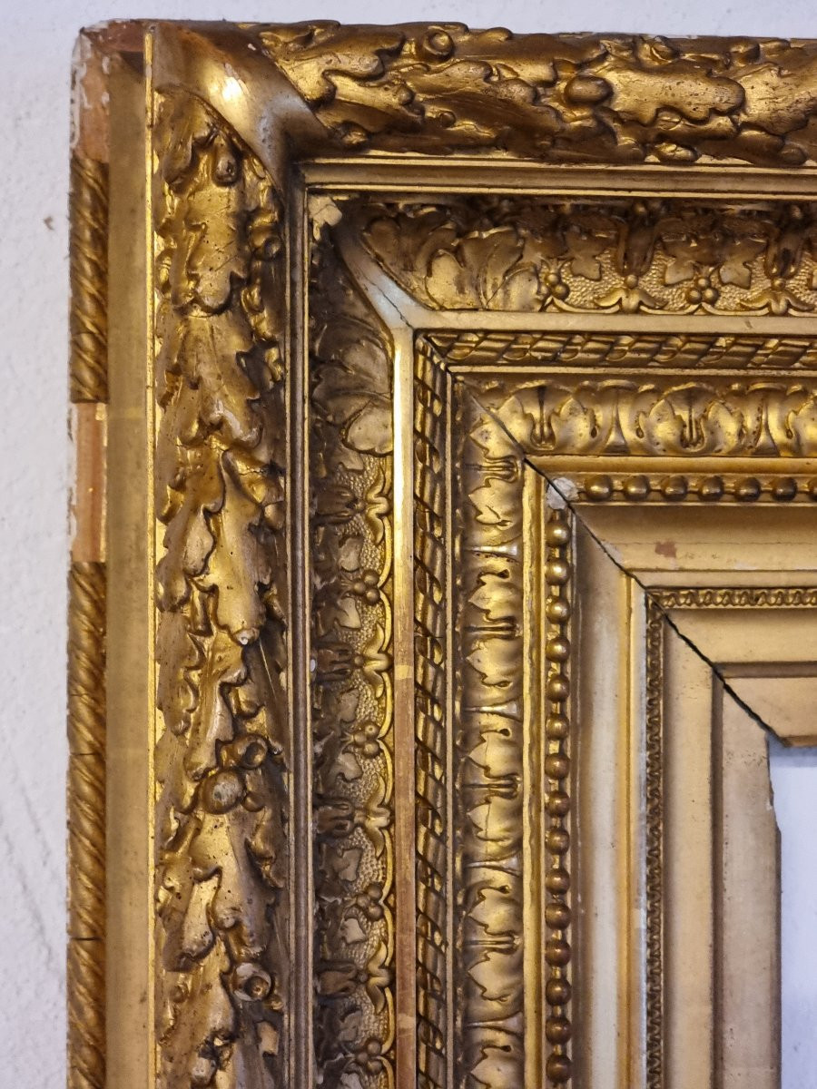 Grande cadre en pâte dorée, début XIXᵉ siècle-photo-2