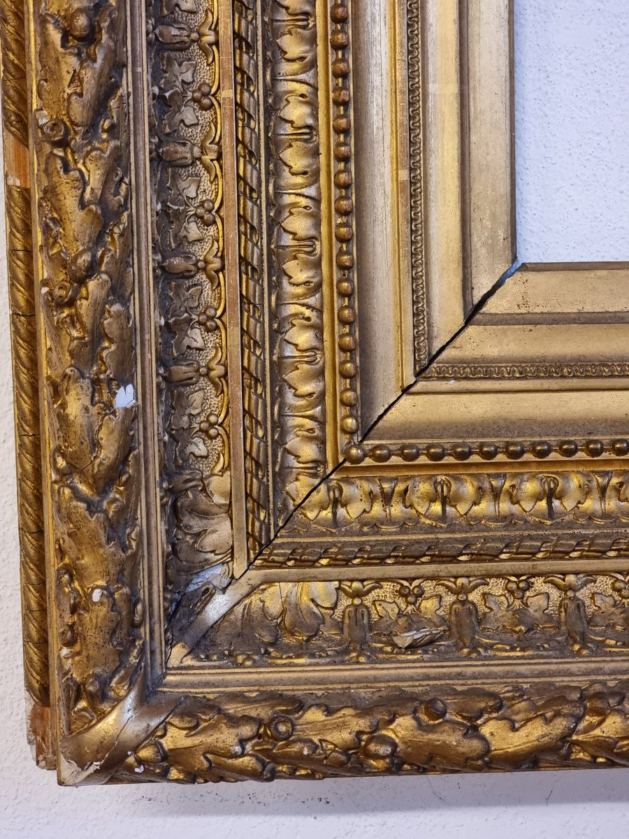 Grande cadre en pâte dorée, début XIXᵉ siècle-photo-2