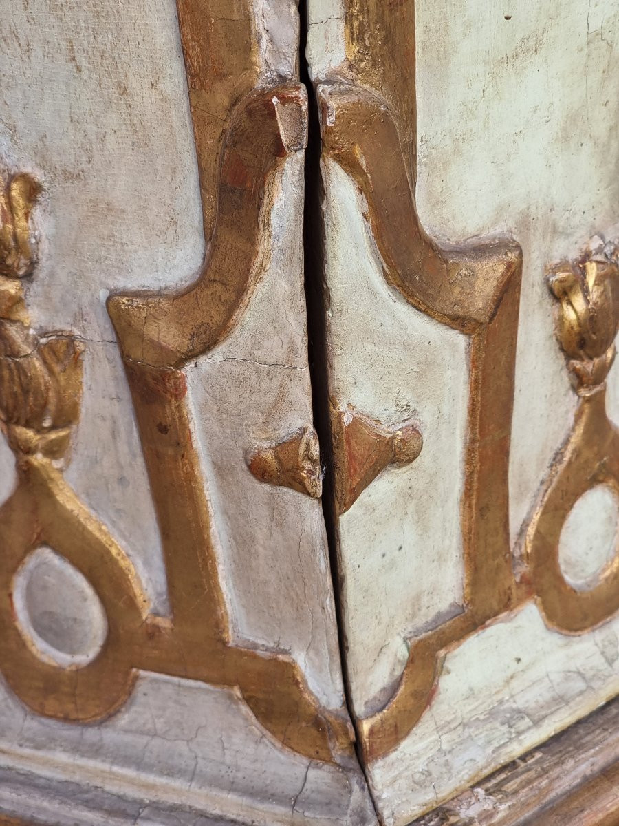 Lacquered And Gilded Bombé Commode, Venetian Area, 18th Century-photo-1