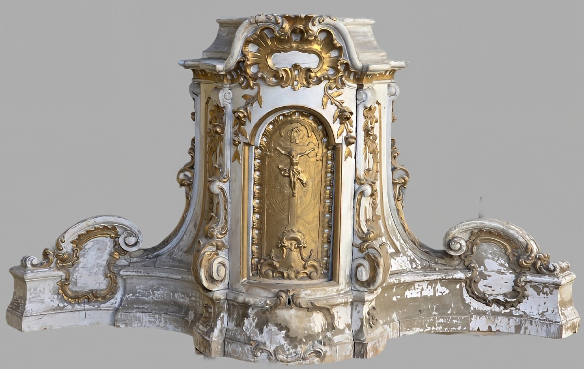 tabernacle d’autel baroque en bois sculpté et doré Italie, XVIIIe siècle