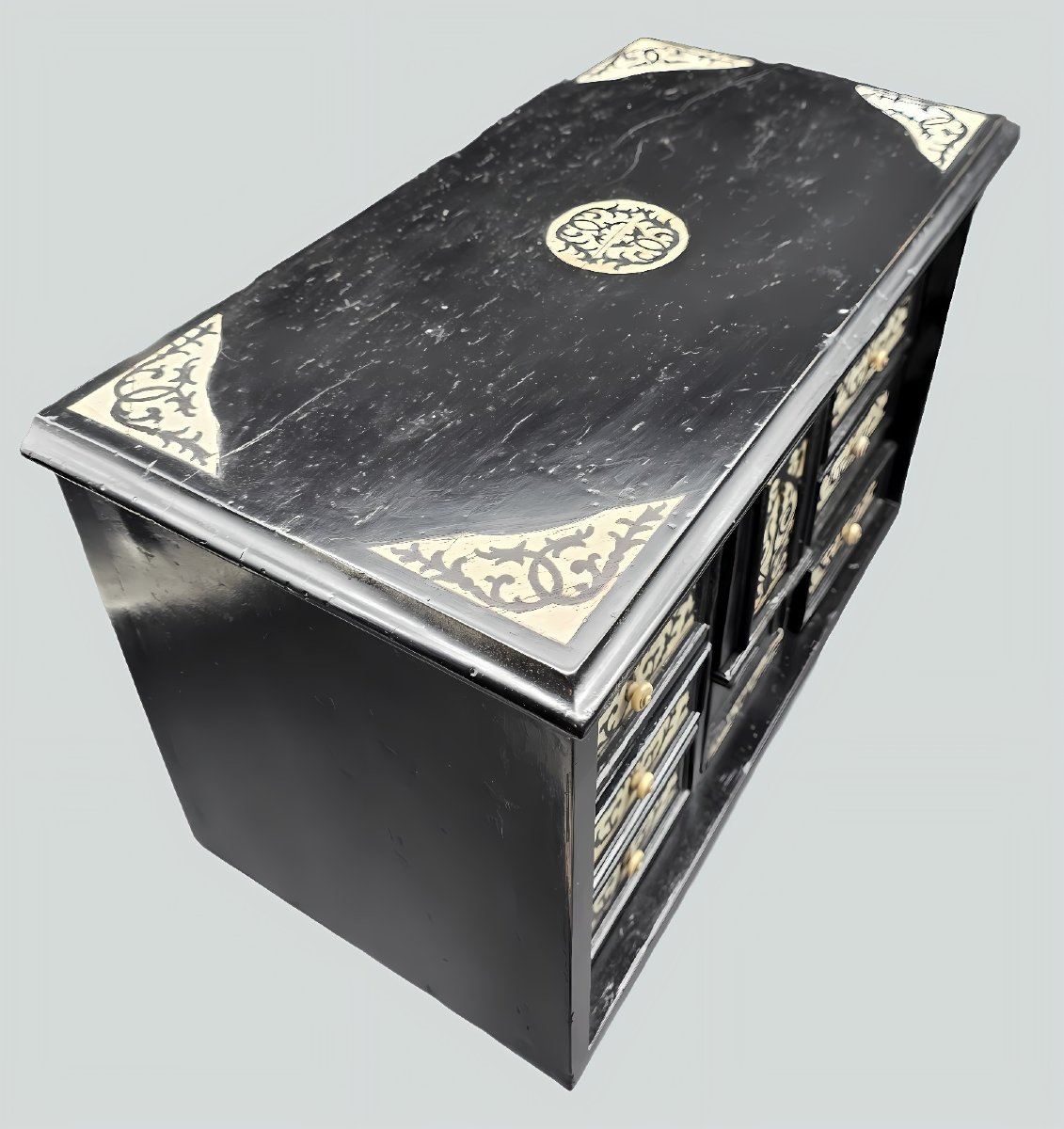 Inlaid Wood And Bone Cabinet (stipetto) – Southern Italy, 17th–18th Century-photo-2