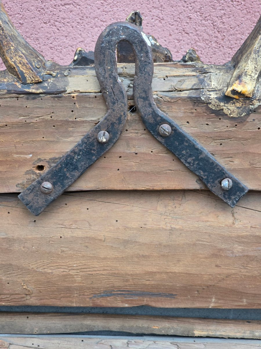 Miroir lombard sculpté et doré, milieu du XVIIIe siècle-photo-2