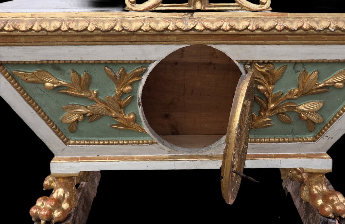 Tabernacle en bois laqué et doré, région de la Vénétie, début du XIXe siècle-photo-1