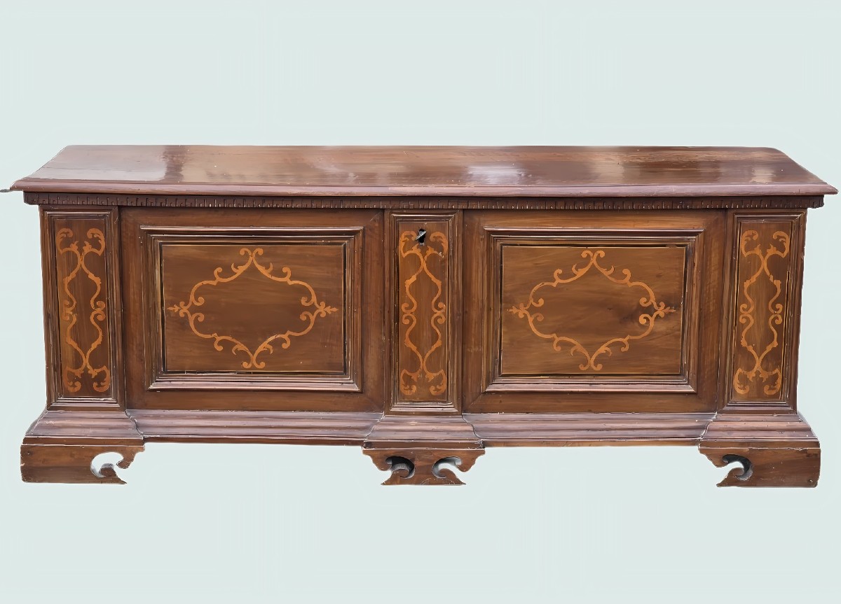 Emilian Inlaid Walnut Chest, Late 17th – Early 18th Century