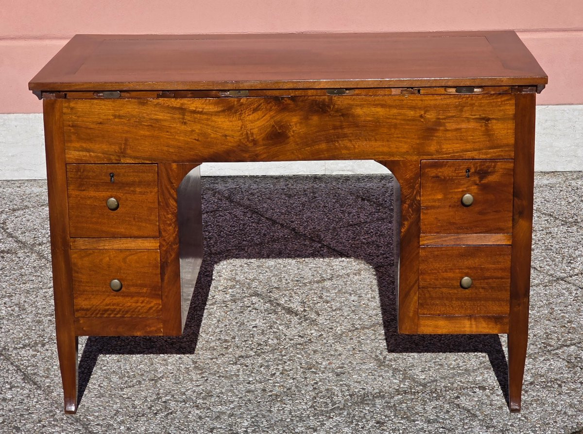 Bureau vénitien en noyer massif – début XIXe siècle, plateau coulissant et compartiments intéri-photo-8