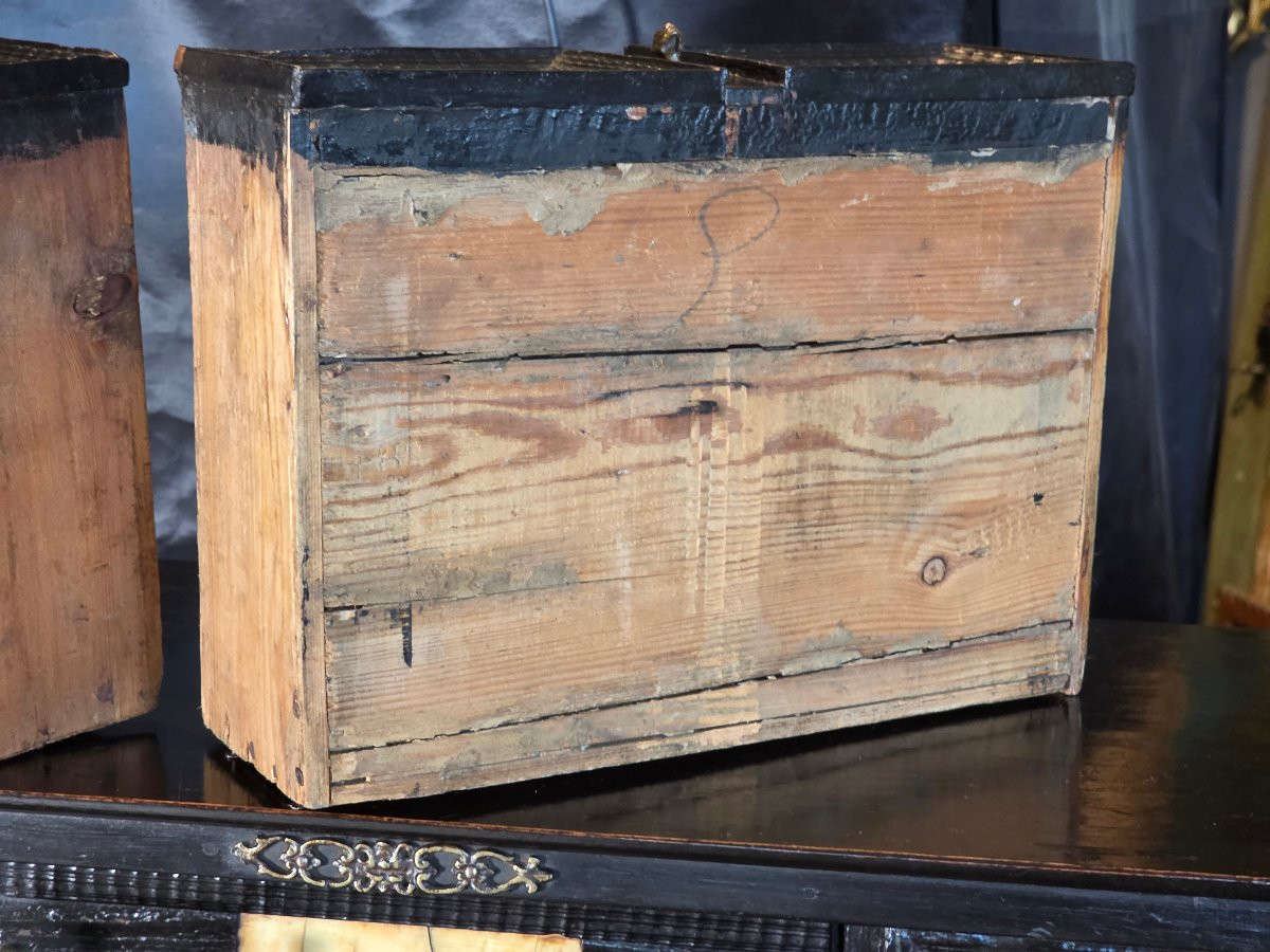 Cabinet de collection en bois et placage de corne, Italie du Nord, XVIIe siècle-photo-4