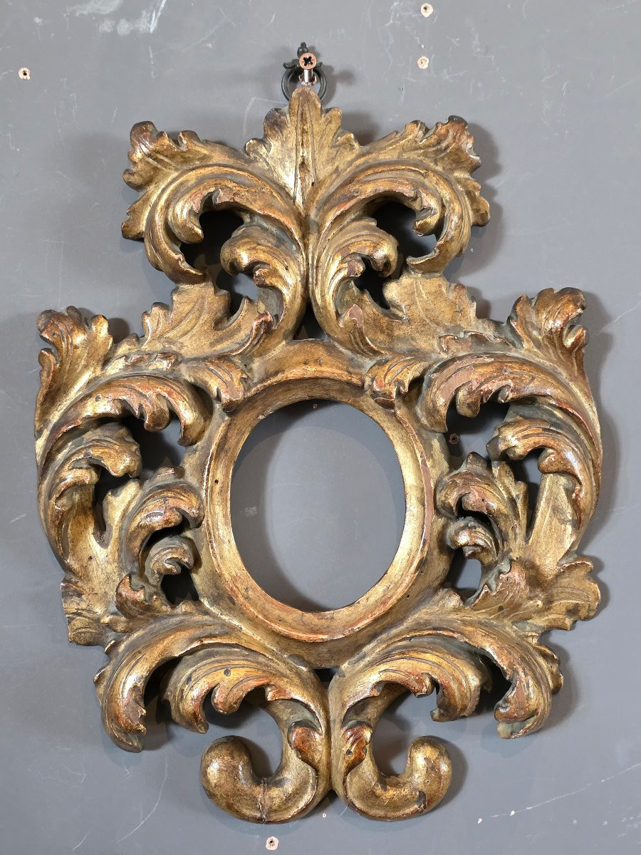 Louis XV Oval Carved And Gilt Frame, Swiss Pine Wood, Veneto-emilia, 18th Century-photo-3