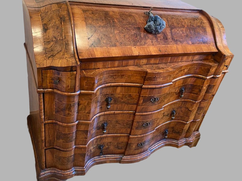 Verona Bureau Secrétaire In Burl Wood, Serpentine Front, Fitted Interior, Mid-18th Century-photo-2