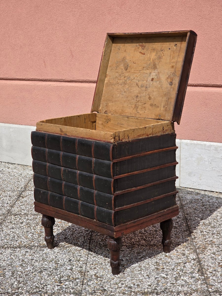 Louis XVI-style Book-shaped Chest From Veneto, Made Of Stained Fir And Fine Leather, Late 18th Century-photo-4