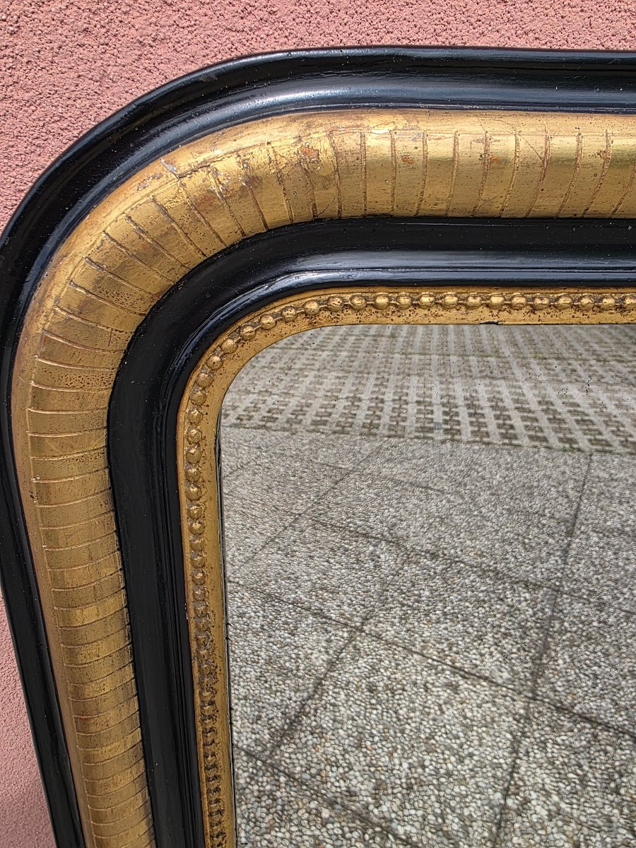Miroir français fin XIXe siècle doré à la feuille et laqué noir avec glace d’origine-photo-2