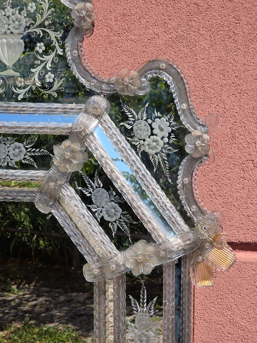 Grand miroir vénitien en verre de Murano gravé et taillé, années 1950-photo-8