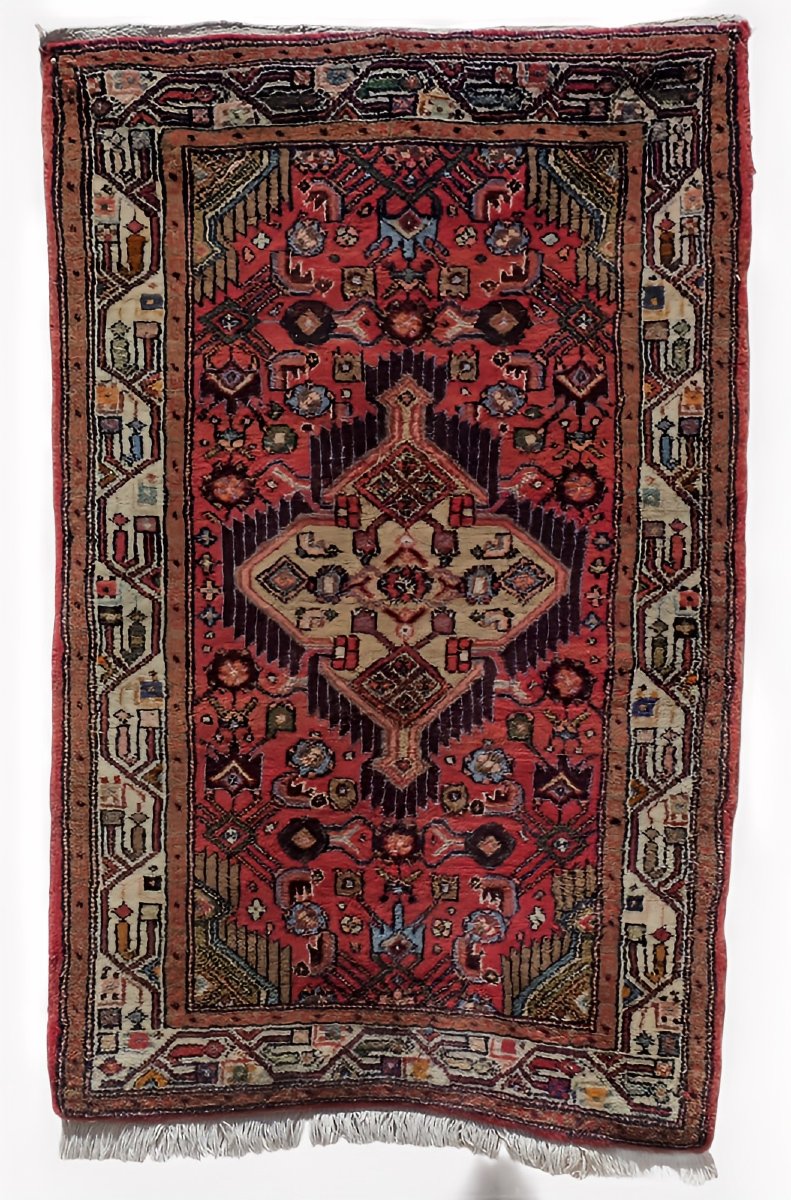 Handcrafted Persian Wool Rug – Traditional Iranian Craftsmanship – 1970s–1980s