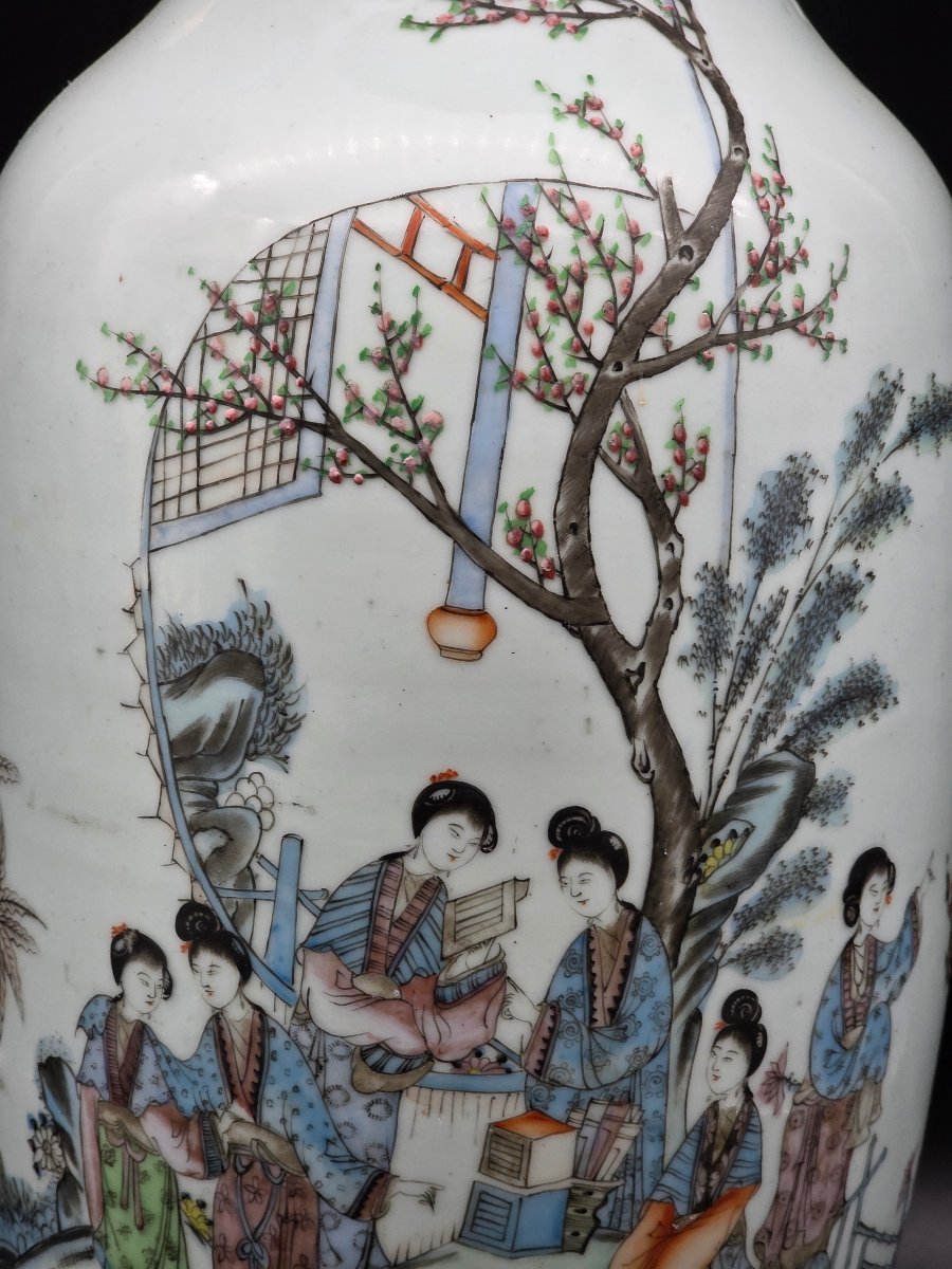 Large Chinese Porcelain Vase With Figurative Scenes And Calligraphy - H 59.5 Cm