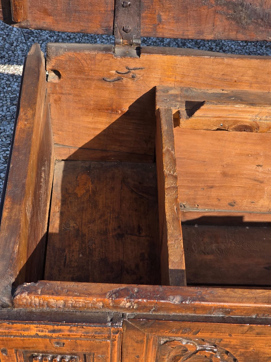 Rustic Trentino Chest, 18th Century-photo-3