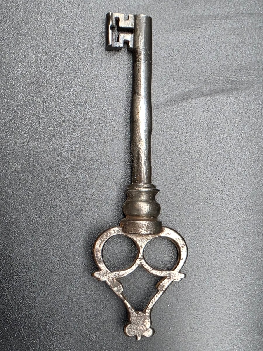 Coffret de mariage daté 1704, Trentin Haut-Adige, plaqué noyer avec clé-photo-2