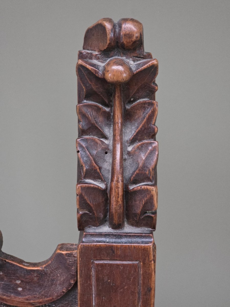 Venetian High Chair Made Of Carved Fruitwood, Late 17th–early 18th Century-photo-3