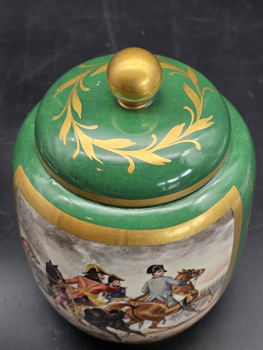 Vase en porcelaine avec Napoléon à Iéna 1806 – fin XIXe / début XXe siècle -photo-4