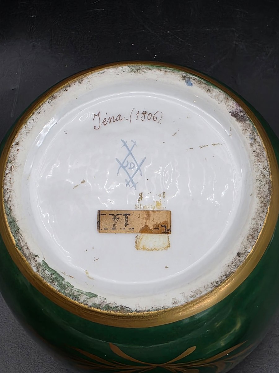 Vase en porcelaine avec Napoléon à Iéna 1806 – fin XIXe / début XXe siècle -photo-1