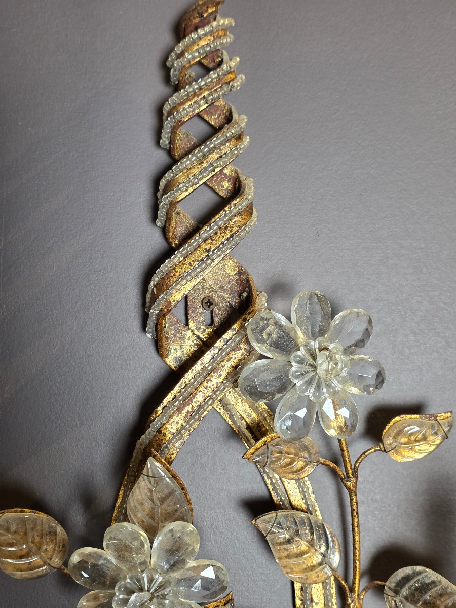 Paire d’appliques en métal doré et cristal, style Maison Baguès, vers 1950-60-photo-3