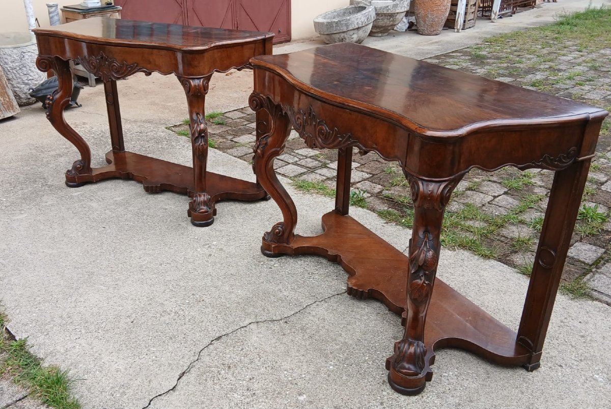 Paire de consoles Louis-Philippe en noyer sculpté – Vénétie, XIXe siècle-photo-2